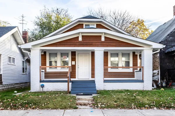 $1,700 | 925 North Oxford Street, Indianapolis, IN 46201