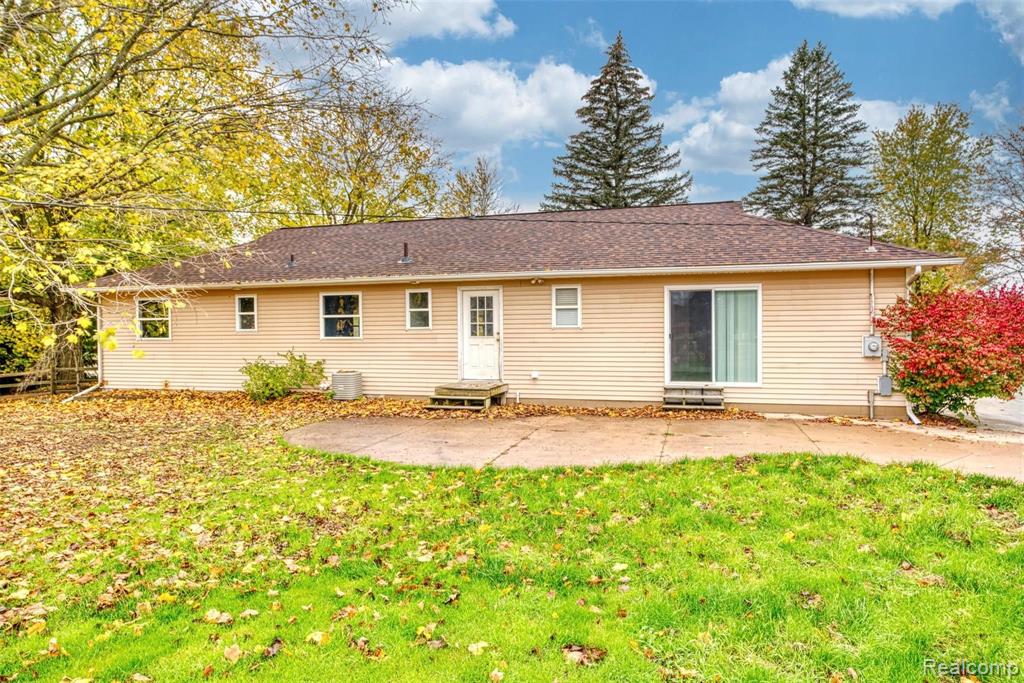 3922 Cemetery Road Fowlerville, MI 48836 - Photo 30 of 41