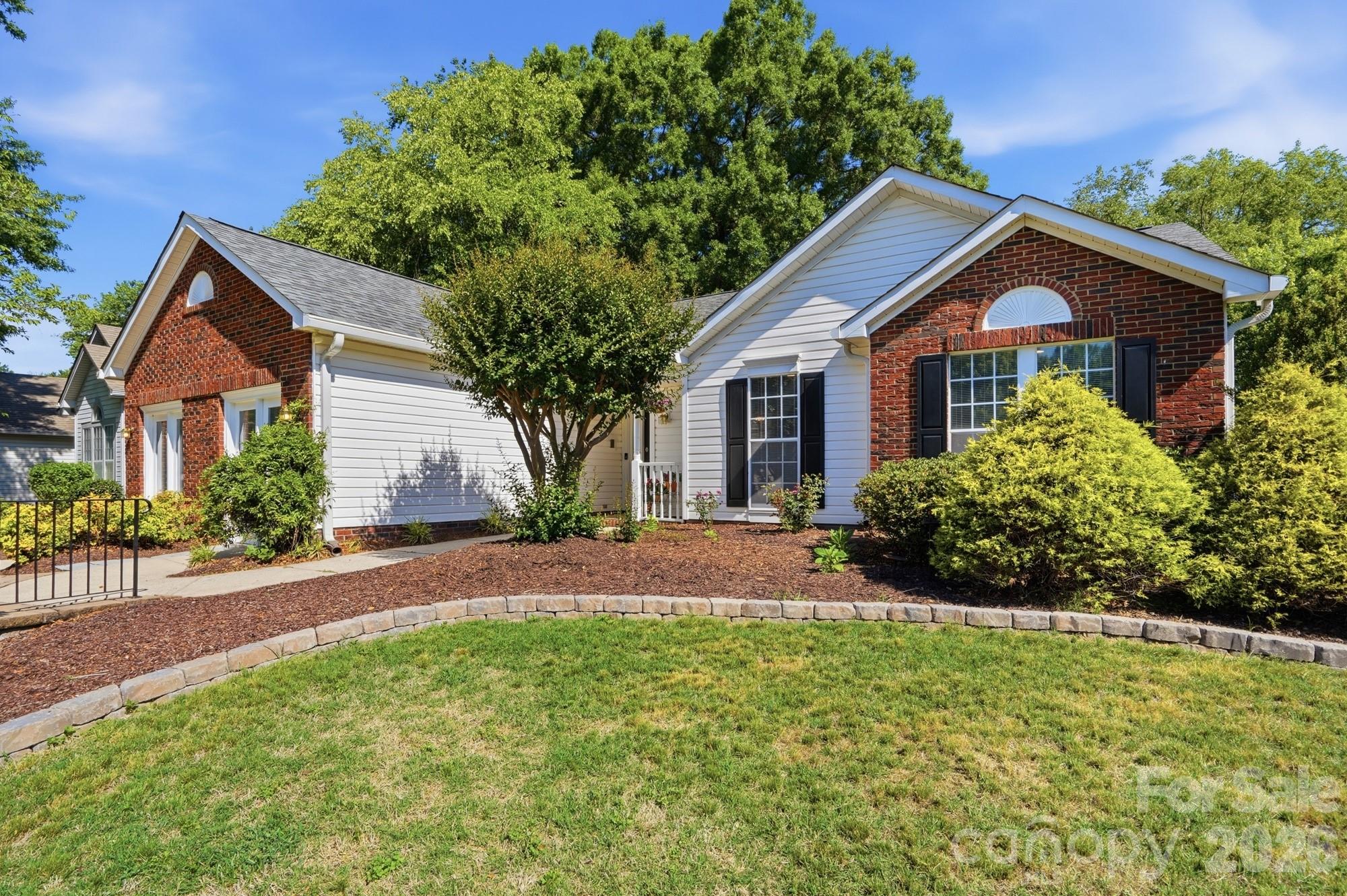 5519 Haybridge Road Charlotte, NC 28269 - Photo 8 of 48 Gallery Image 8