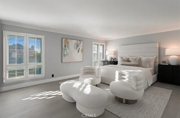 $2,100,000 | 9882 Kings Canyon Drive, Huntington Beach, CA 92646