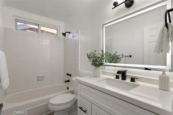 $2,100,000 | 9882 Kings Canyon Drive, Huntington Beach, CA 92646