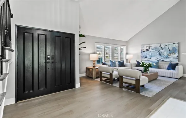 $2,100,000 | 9882 Kings Canyon Drive, Huntington Beach, CA 92646