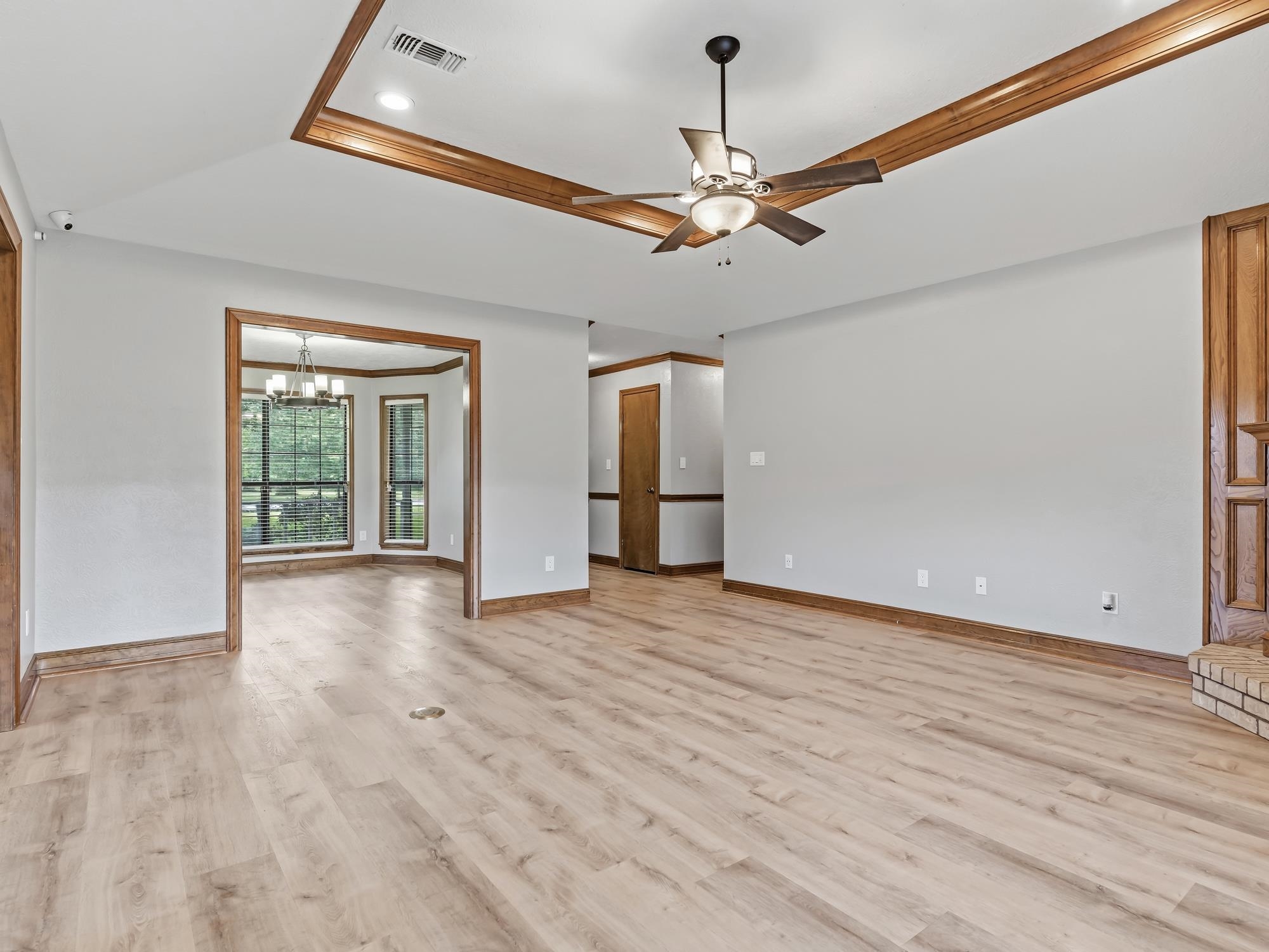 6970 Ellen Lane Beaumont, TX 77708 - Photo 11 of 34