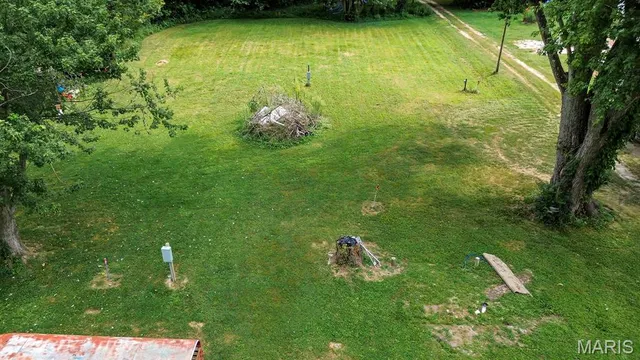 $25,900 | 305 West Walnut Street, Kampsville, IL 62053