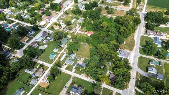 $25,900 | 305 West Walnut Street, Kampsville, IL 62053