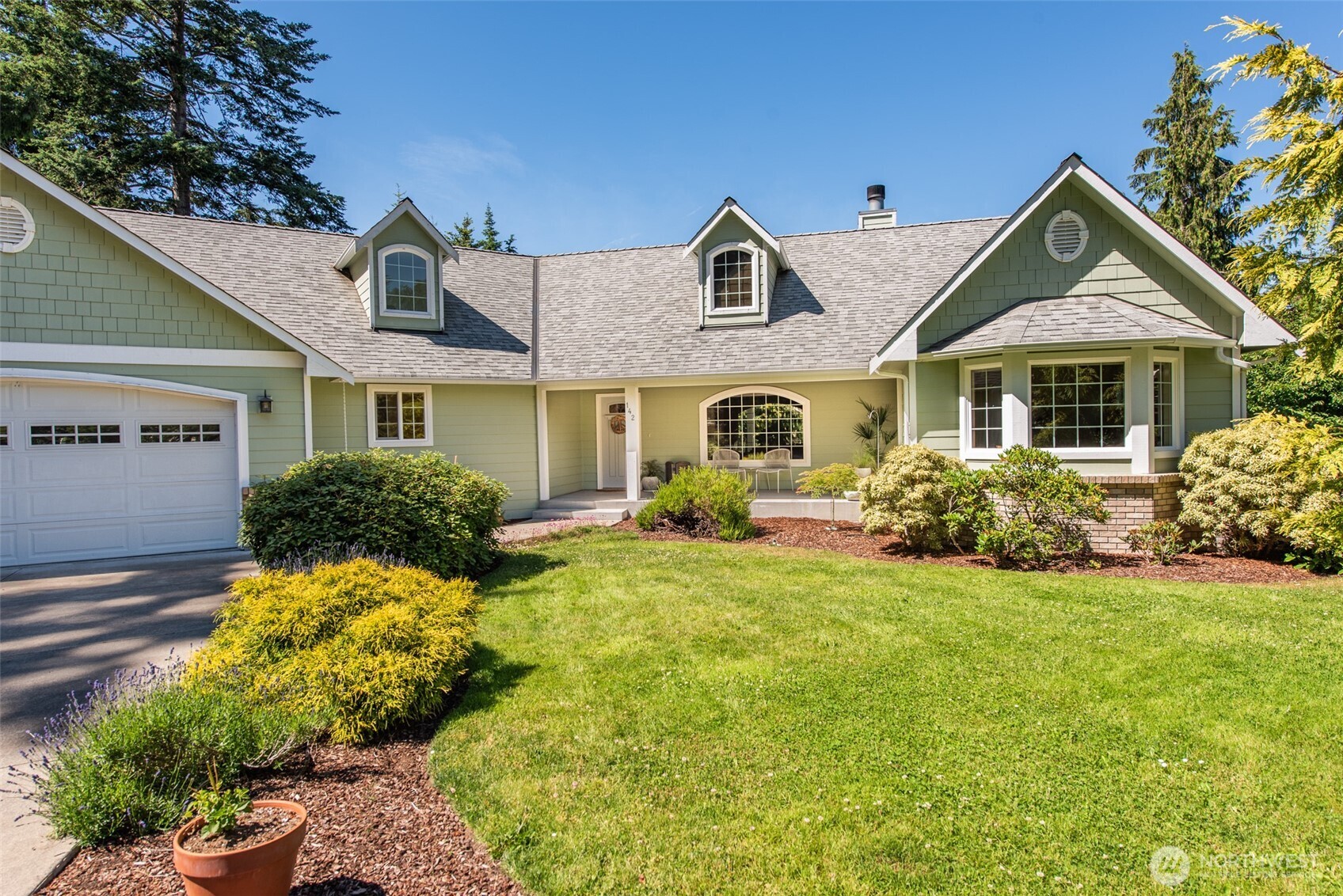 142 Charles Way Sequim, WA 98382 - Photo 2 of 40