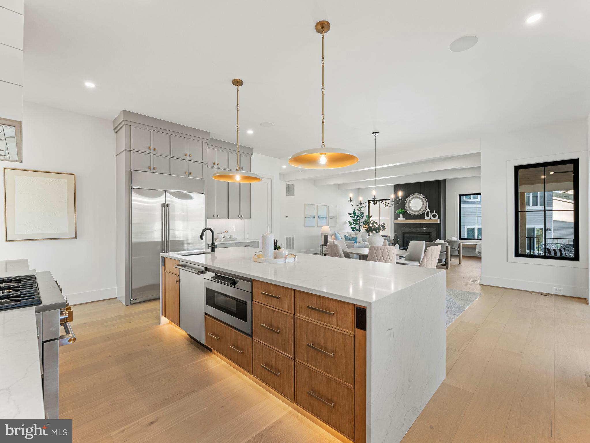 406 Dove Circle Southwest Vienna, VA 22180 - Photo 15 of 47