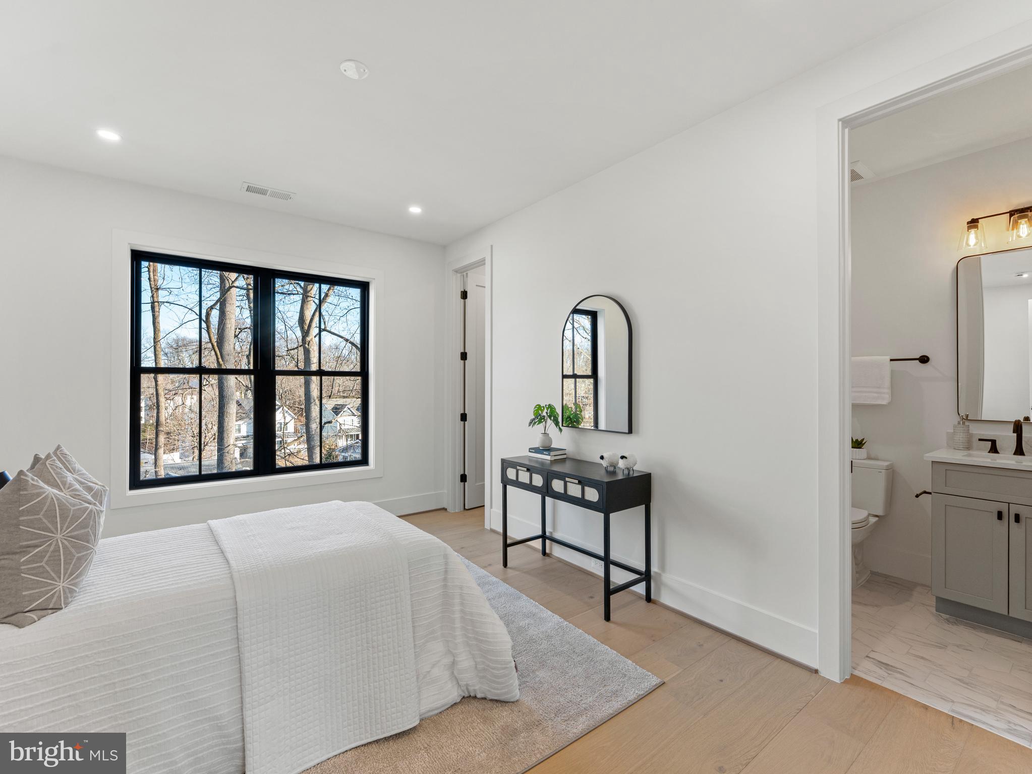 406 Dove Circle Southwest Vienna, VA 22180 - Photo 33 of 47