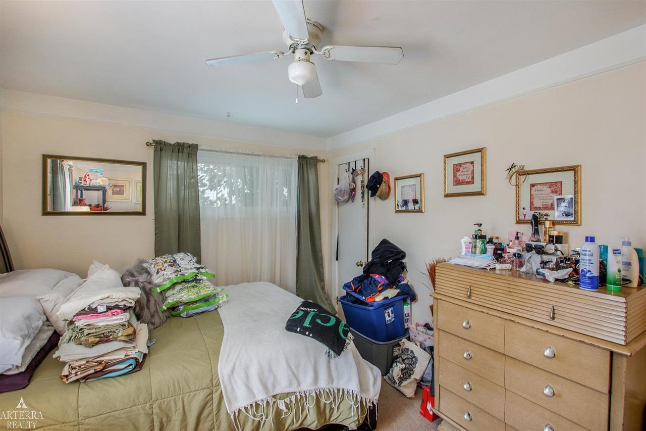 14393 Knox Avenue Warren, MI 48089 - Photo 10 of 20 50054572-9.JPG