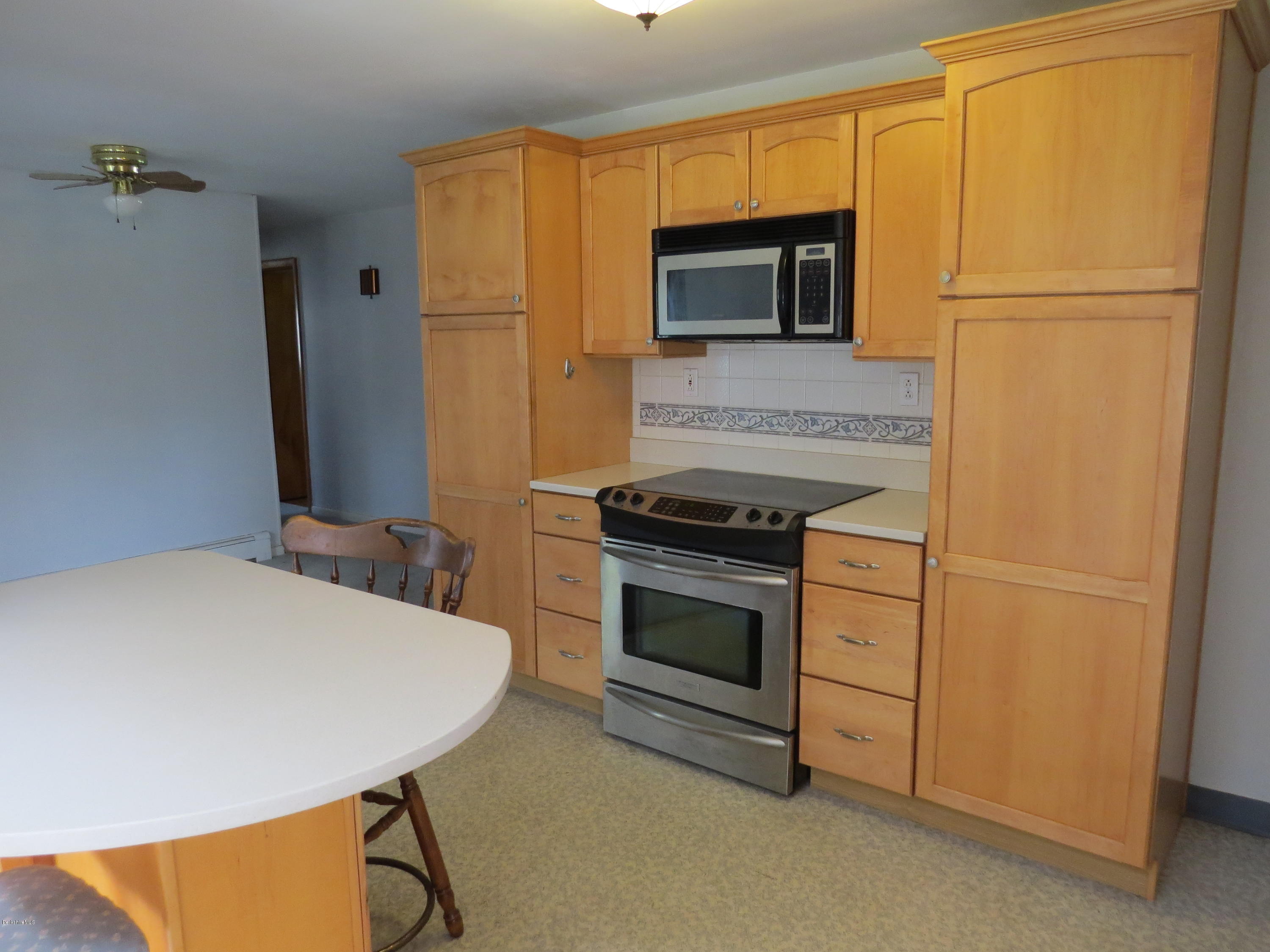 385 Benedict Road Pittsfield, MA 01201 - Photo 11 of 29 IMG_2635