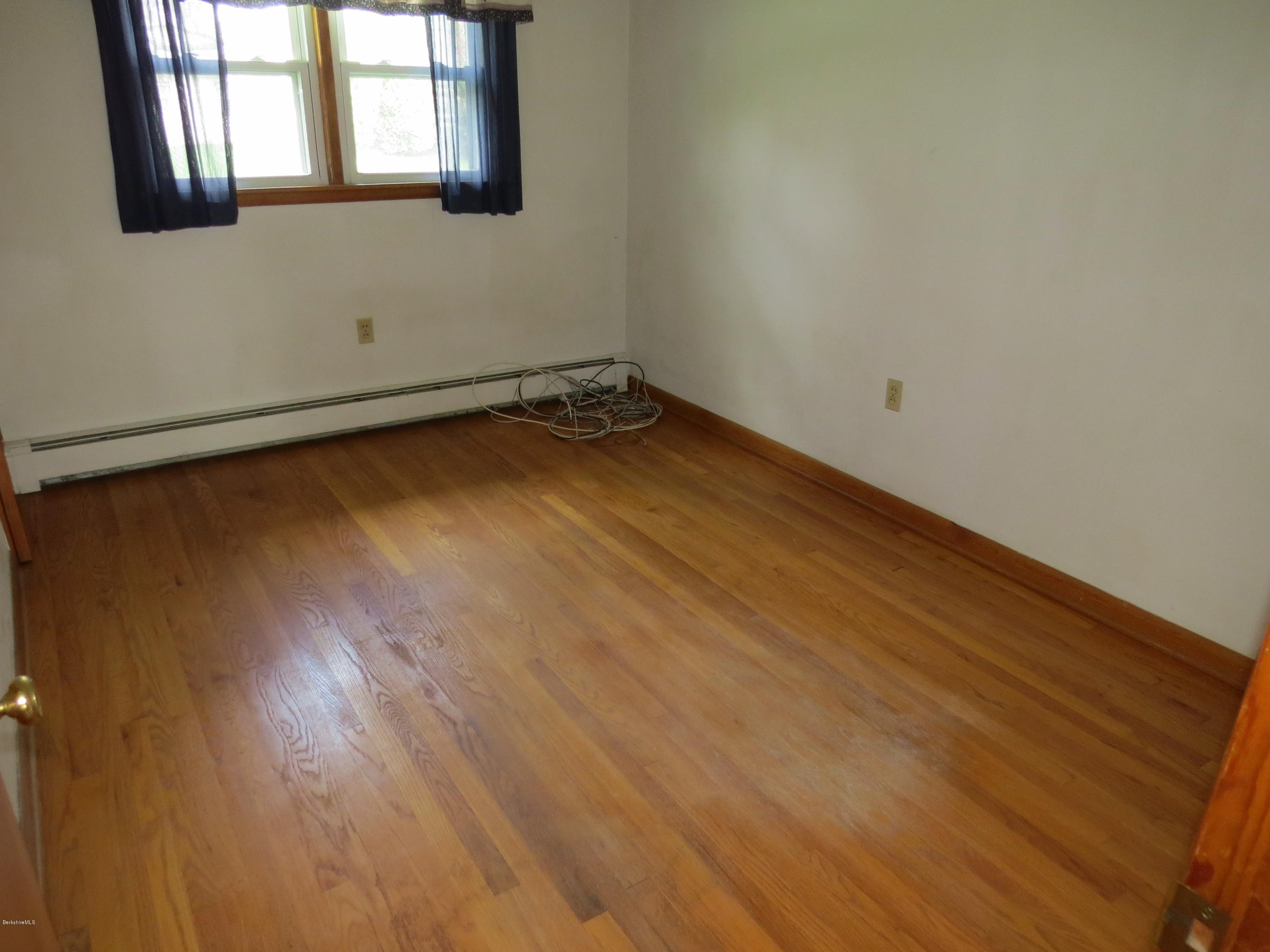 385 Benedict Road Pittsfield, MA 01201 - Photo 14 of 29 Bedroom 1