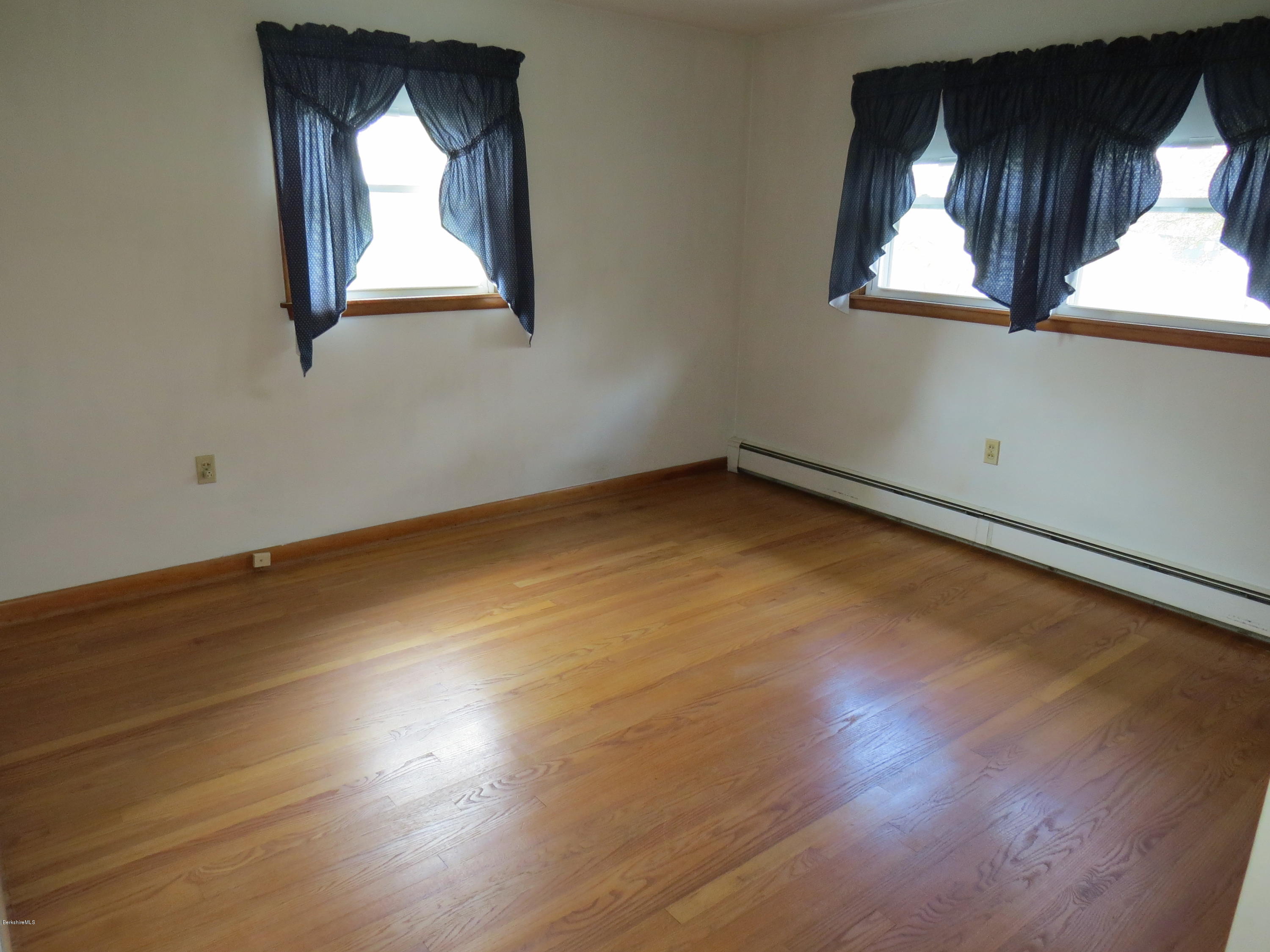385 Benedict Road Pittsfield, MA 01201 - Photo 15 of 29 Bedroom 2