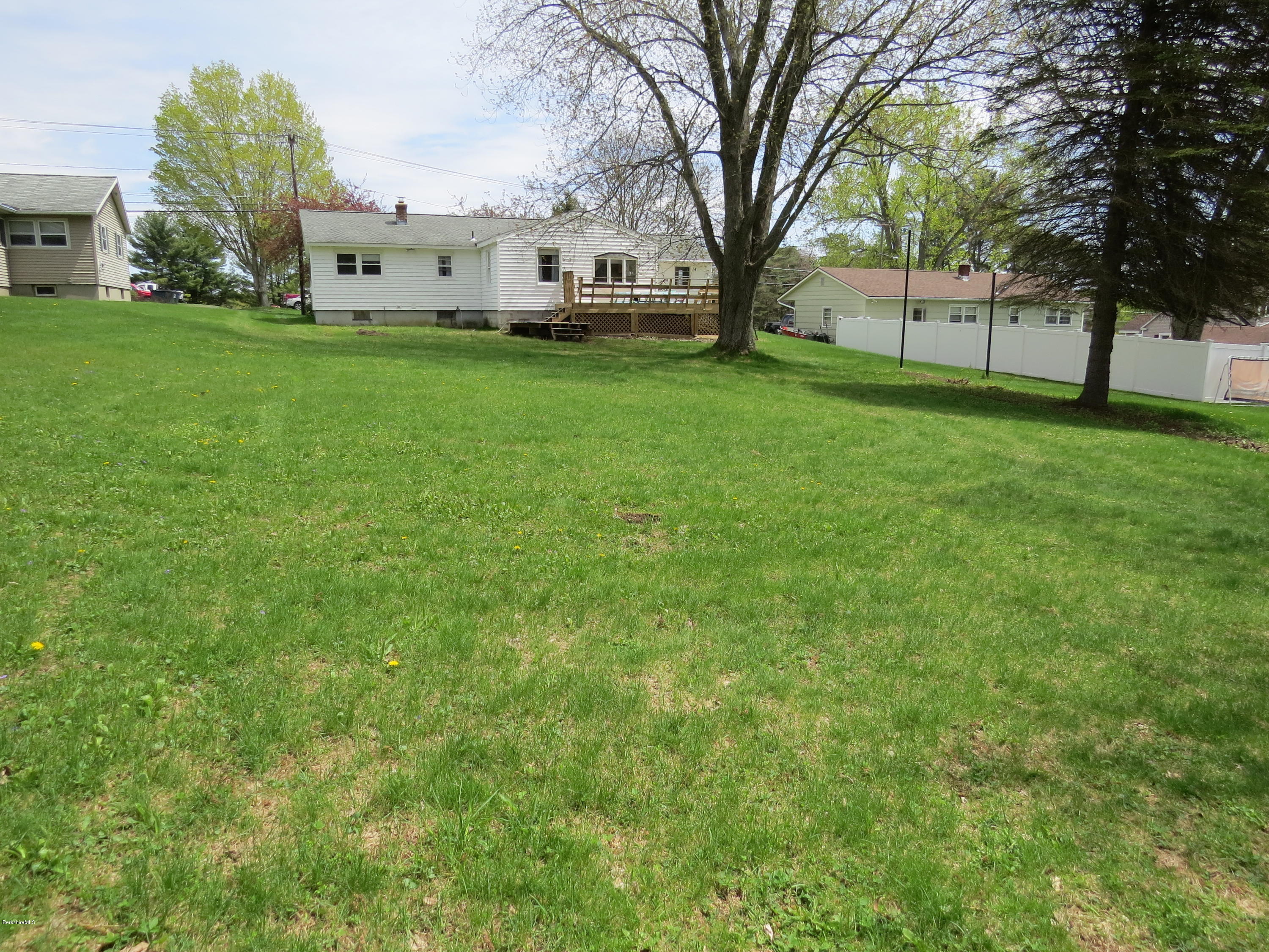 385 Benedict Road Pittsfield, MA 01201 - Photo 27 of 29 IMG_2621