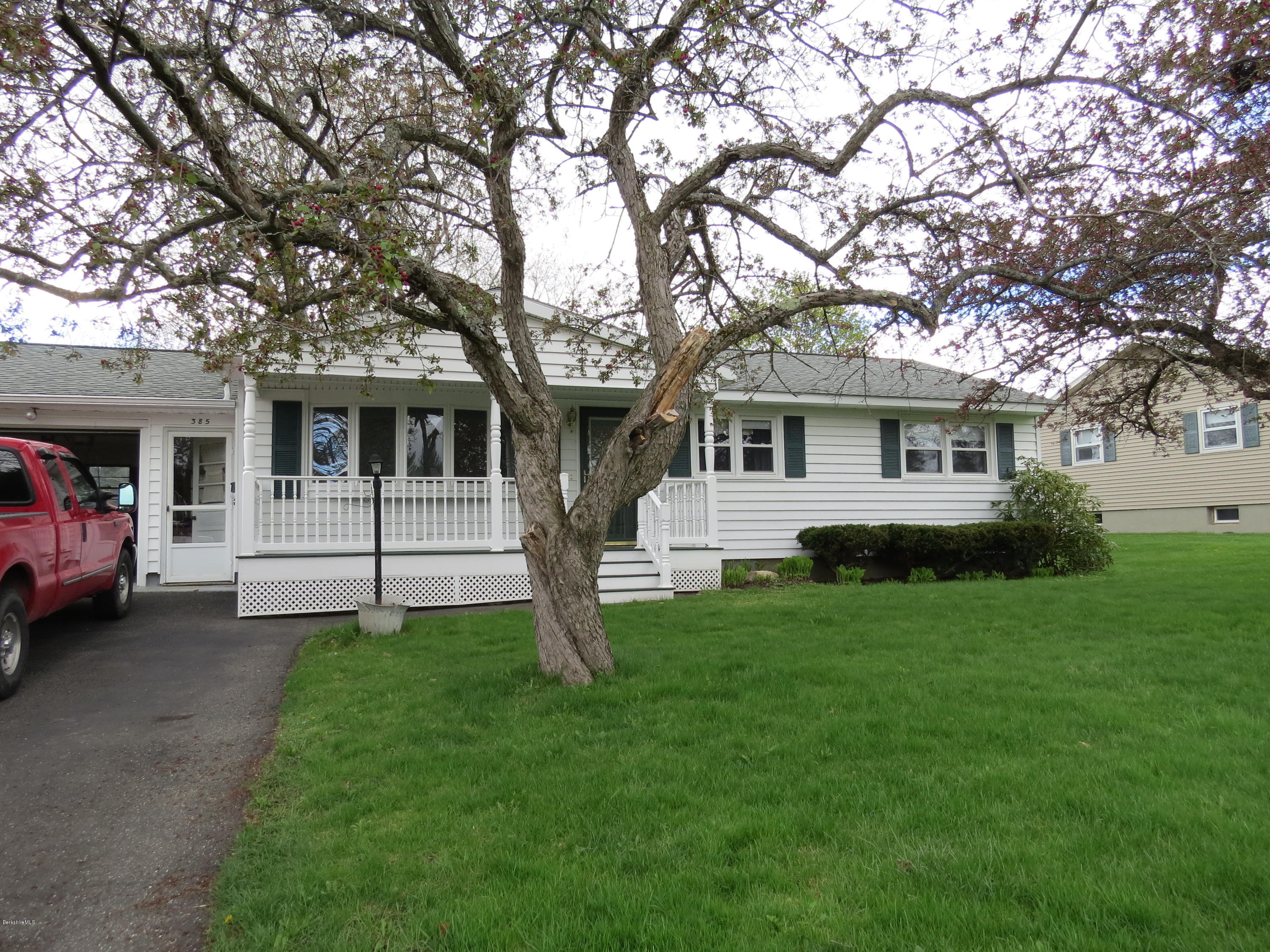 385 Benedict Road Pittsfield, MA 01201 - Photo 29 of 29 IMG_2602