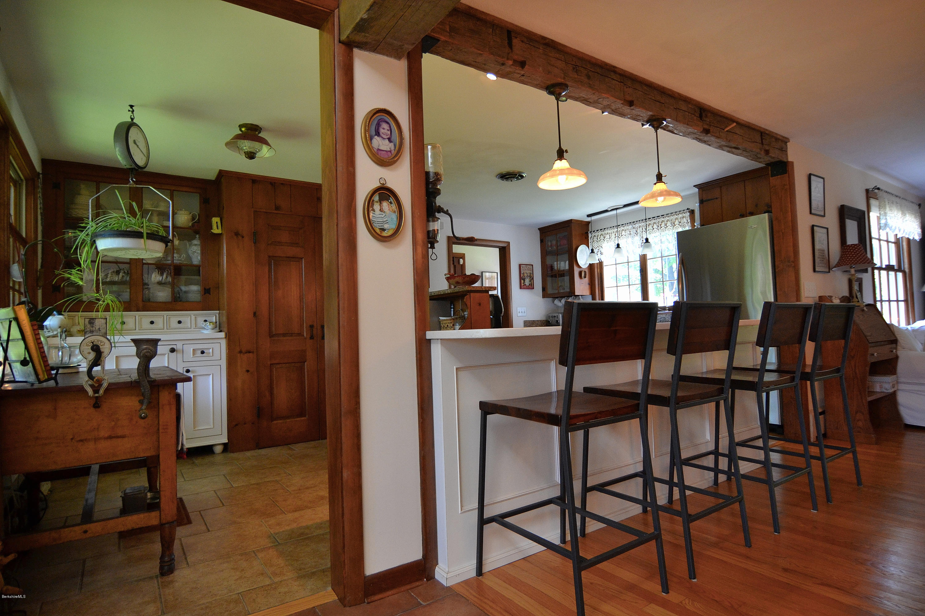 37 Valentine Road Pittsfield, MA 01201 - Photo 18 of 55 Kitchen