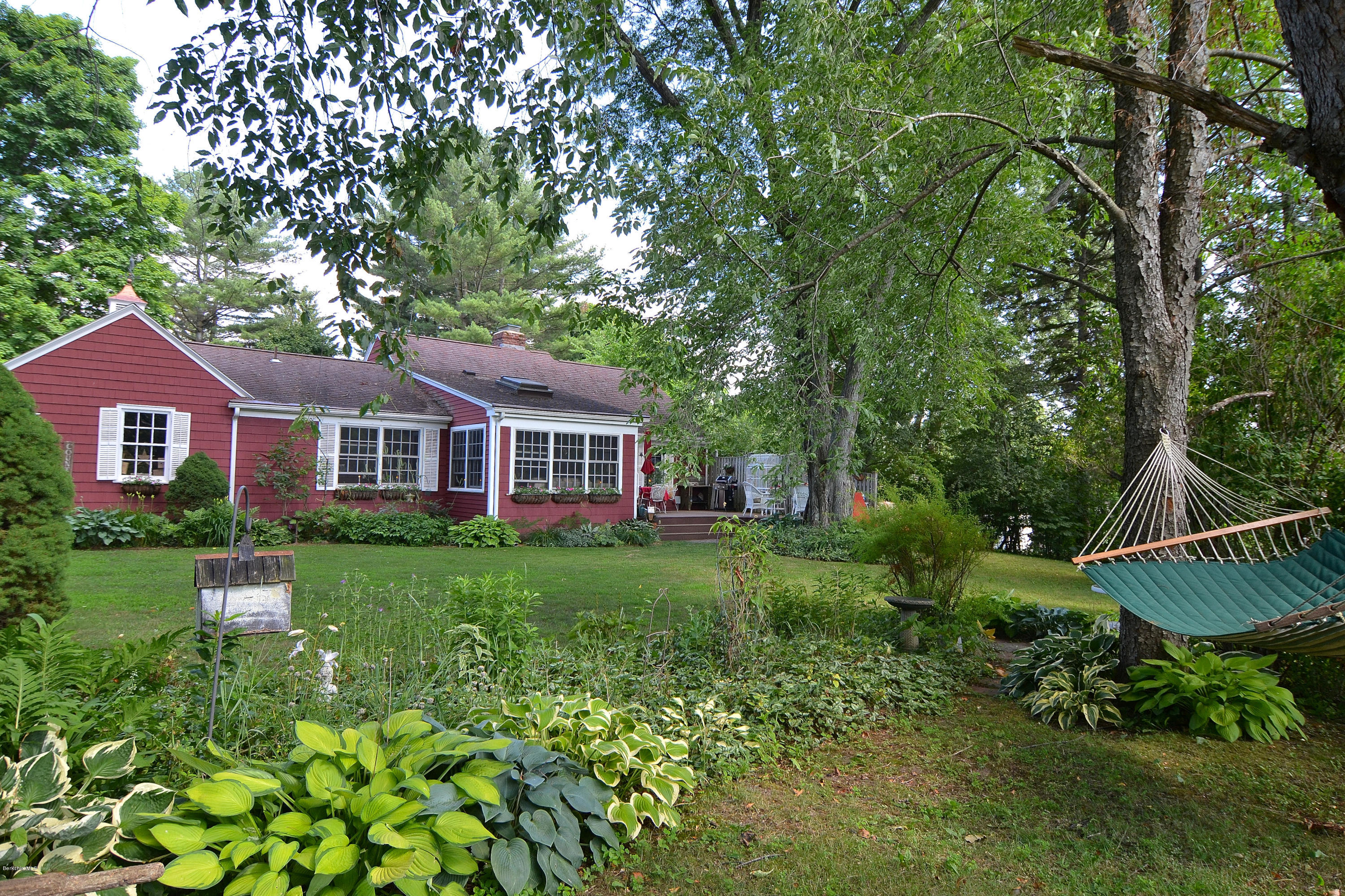 37 Valentine Road Pittsfield, MA 01201 - Photo 4 of 55 Back yard