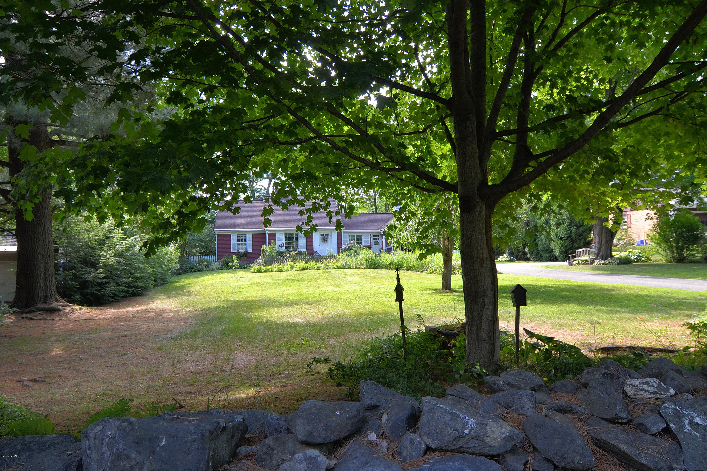 37 Valentine Road Pittsfield, MA 01201 - Photo 51 of 55 Front exterior