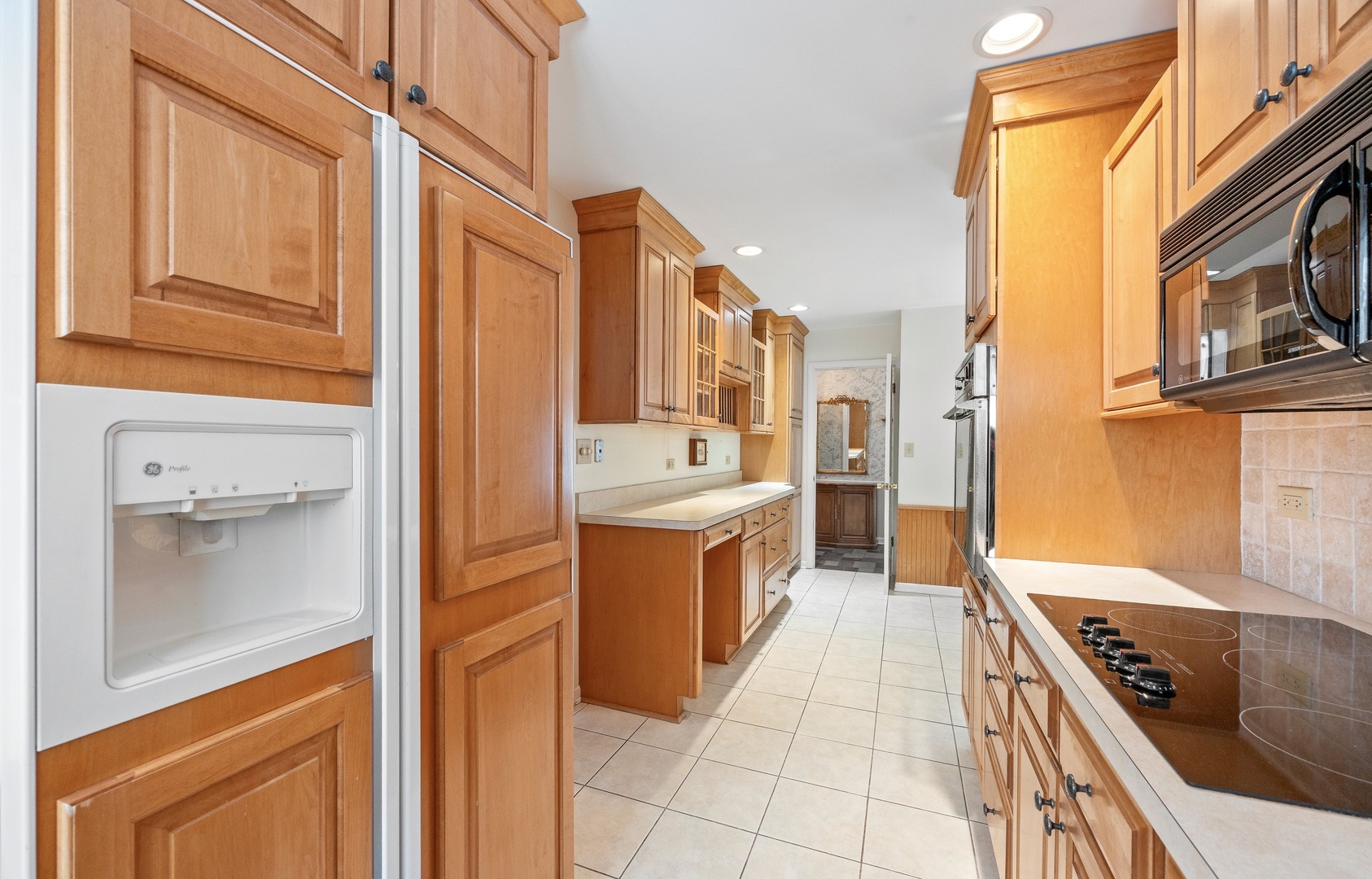 1229 Suffolk Street Naperville, IL 60563 - Photo 12 of 26