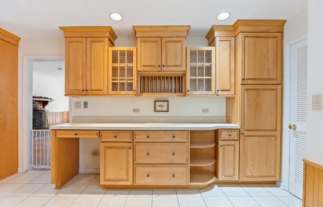 $575,000 | 1229 Suffolk Street, Naperville, IL 60563