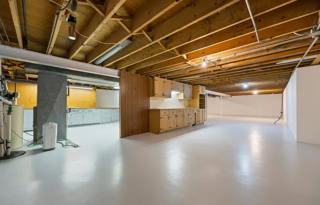 $575,000 | 1229 Suffolk Street, Naperville, IL 60563