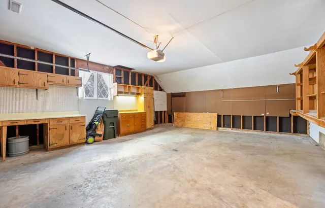 $565,000 | 1229 Suffolk Street, Naperville, IL 60563