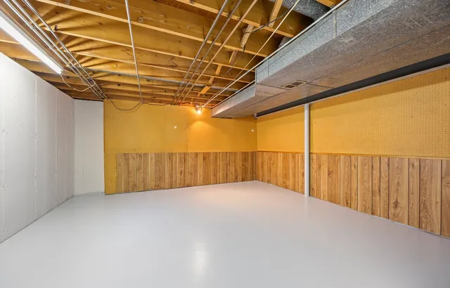 $575,000 | 1229 Suffolk Street, Naperville, IL 60563