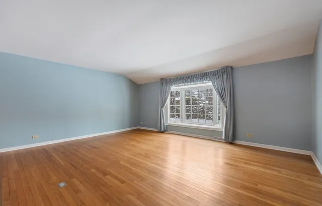 $575,000 | 1229 Suffolk Street, Naperville, IL 60563