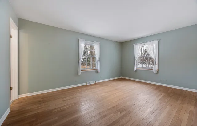 $575,000 | 1229 Suffolk Street, Naperville, IL 60563