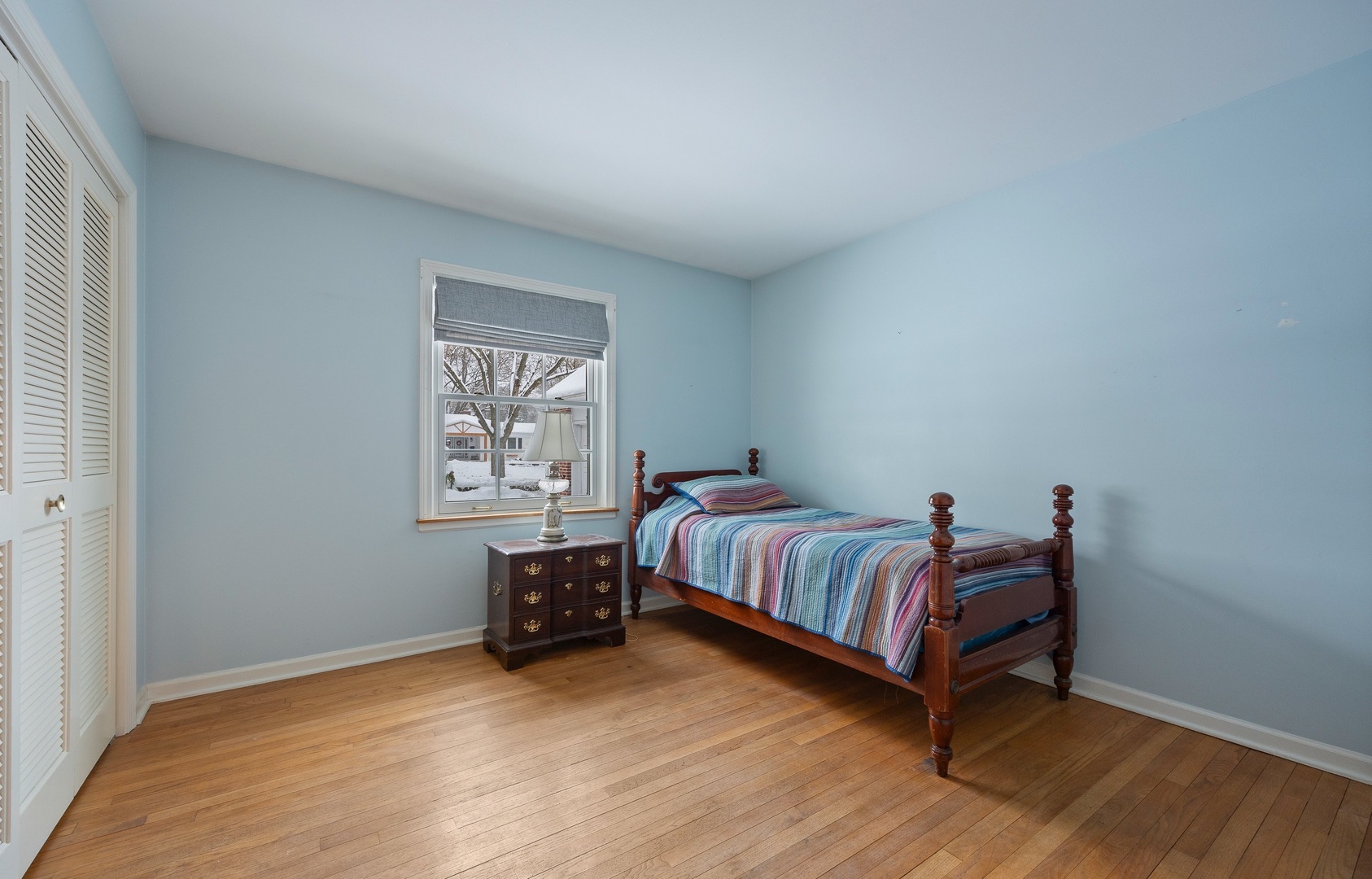 1229 Suffolk Street Naperville, IL 60563 - Photo 9 of 26