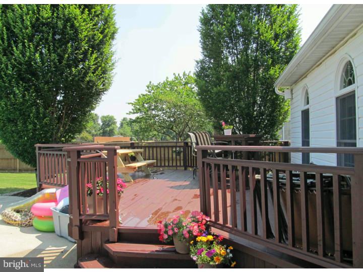38 Brookwood Road Mount Laurel, NJ 08054 - Photo 23 of 25 Deck