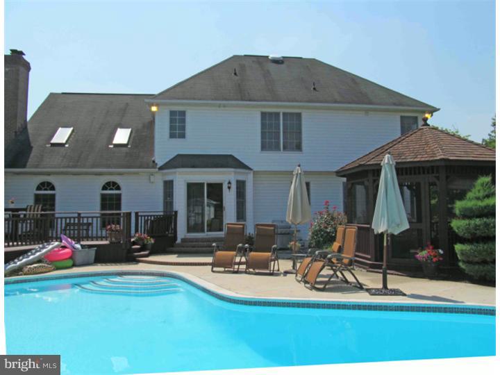 38 Brookwood Road Mount Laurel, NJ 08054 - Photo 24 of 25 Pool