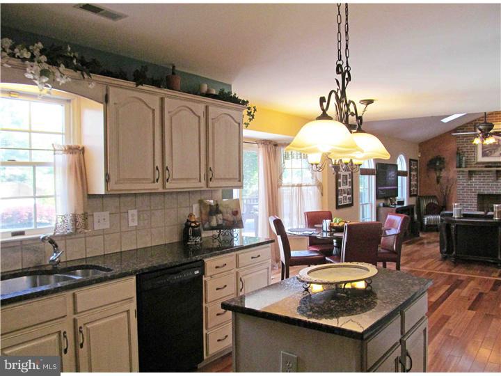 38 Brookwood Road Mount Laurel, NJ 08054 - Photo 7 of 25 Kitchen