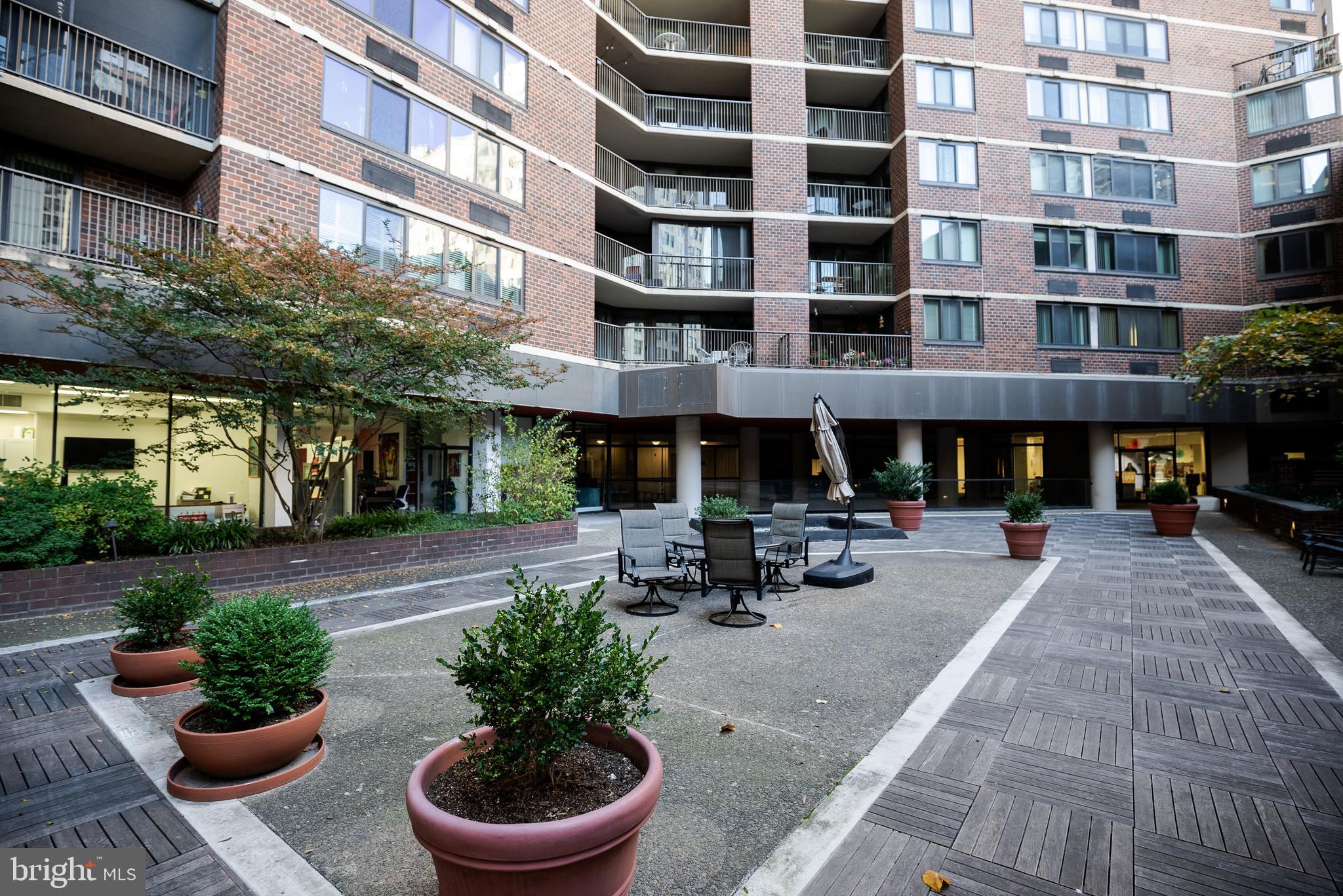 1420 Locust Street, Unit 7O Philadelphia, PA 19102 - Photo 32 of 53 a view of a building with sitting area