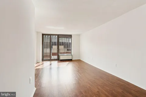a picture of a wall with white wall painting