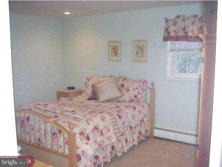 123 Dale Road Willow Grove, PA 19090 - Photo 4 of 5 Gallery Image 4