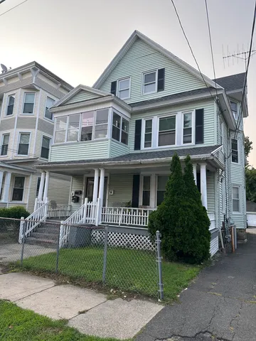 $1,700 | 319 Maplewood Avenue, Bridgeport, CT 06605