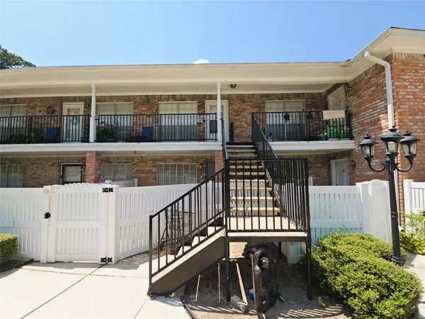 $1,595 | 14333 Memorial Drive, Unit 91, Houston, TX 77079