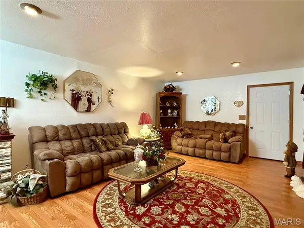 $189,900 | 106 Harper Drive, Wappapello, MO 63966