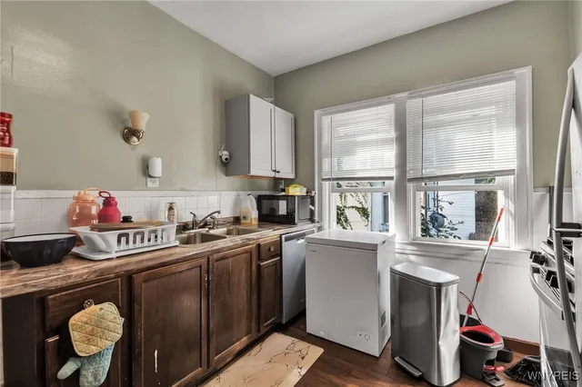 $345,000 | 442 Baynes Street, Buffalo, NY 14213