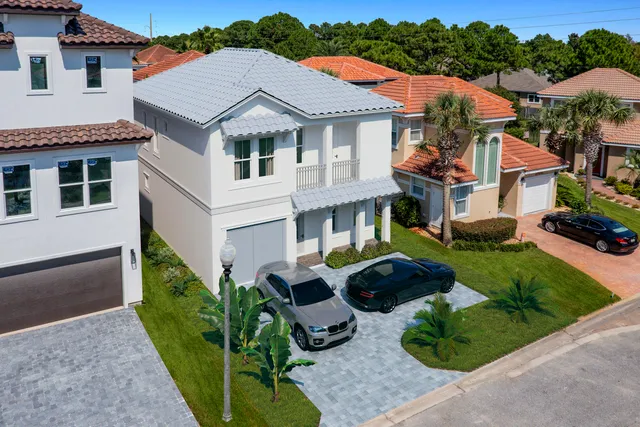 $795,000 | 4734 Amhurst Circle, Destin, FL 32541