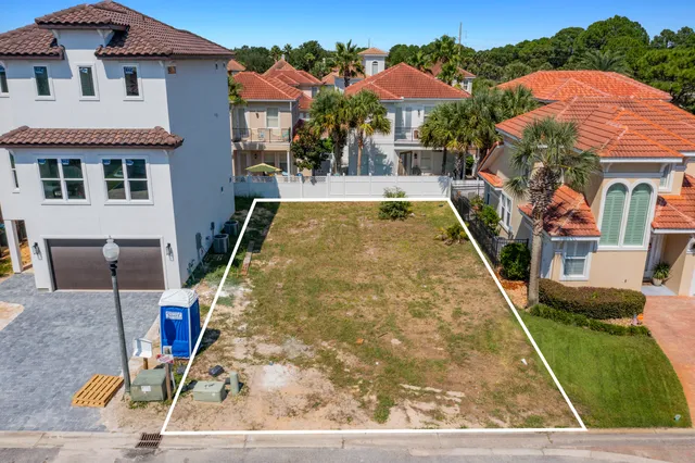 $795,000 | 4734 Amhurst Circle, Destin, FL 32541