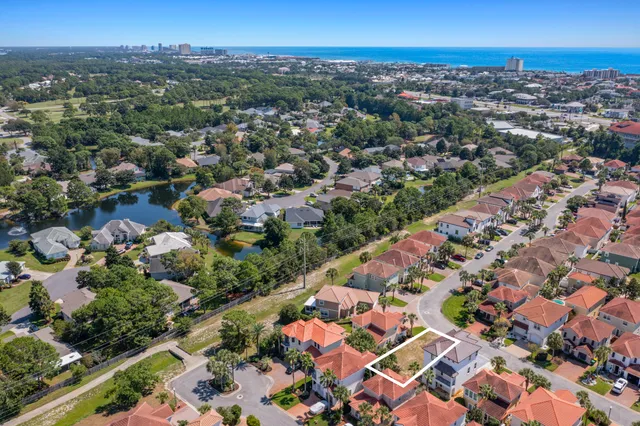 $795,000 | 4734 Amhurst Circle, Destin, FL 32541