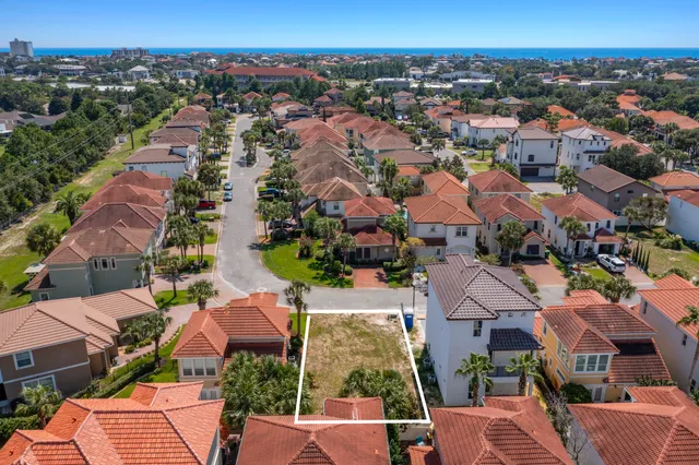 $795,000 | 4734 Amhurst Circle, Destin, FL 32541