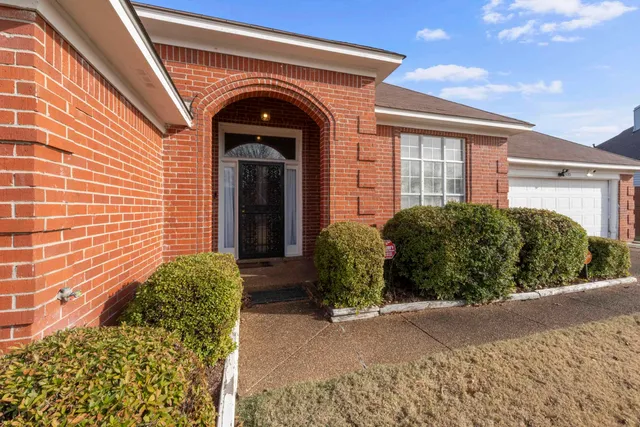 $254,000 | 5180 Water Point Drive, Memphis, TN 38141