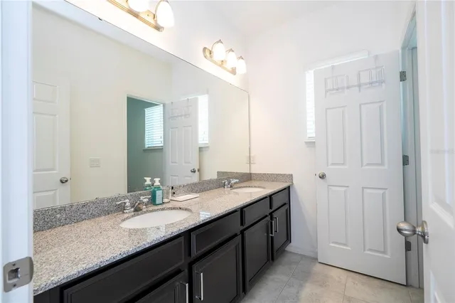 $560,000 | 8225 Bryce Canyon Avenue, Windermere, FL 34786