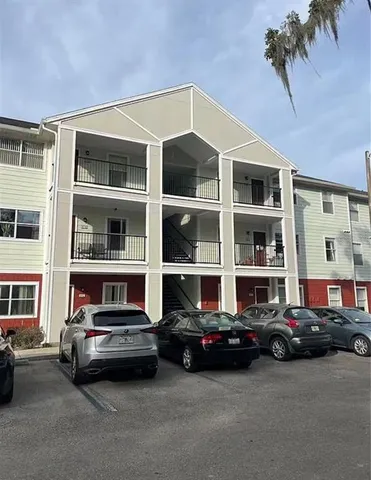 a car parked in front of a building