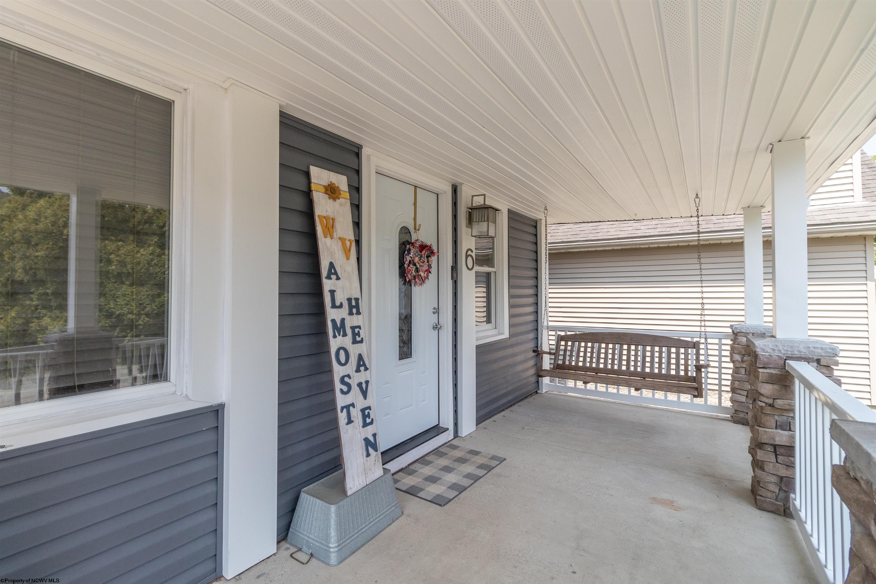 104 Maple Lake Road Bridgeport, WV 26330 - Photo 4 of 33 Gallery Image 4