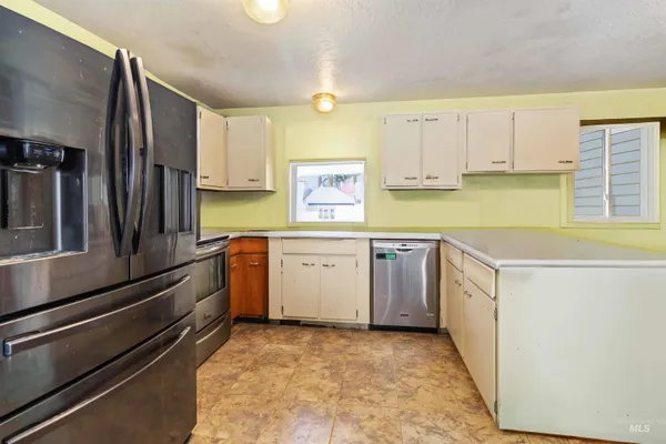 $650,000 | 907 East Curtis Avenue, Parma, ID 83660