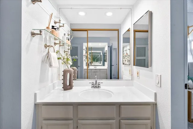 $799,000 | 449 Costa Mesa Terrace, Unit C, Sunnyvale, CA 94085