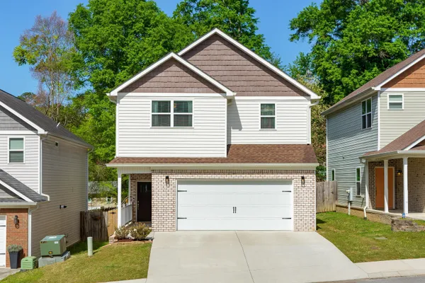 $400,000 | 482 Candytuft Lane, Hixson, TN 37343